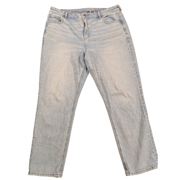 American Eagle Outfitters Denim - American Eagle Women Mom High Rise Strigid Light Wash Cotton Denim Jeans Size 16